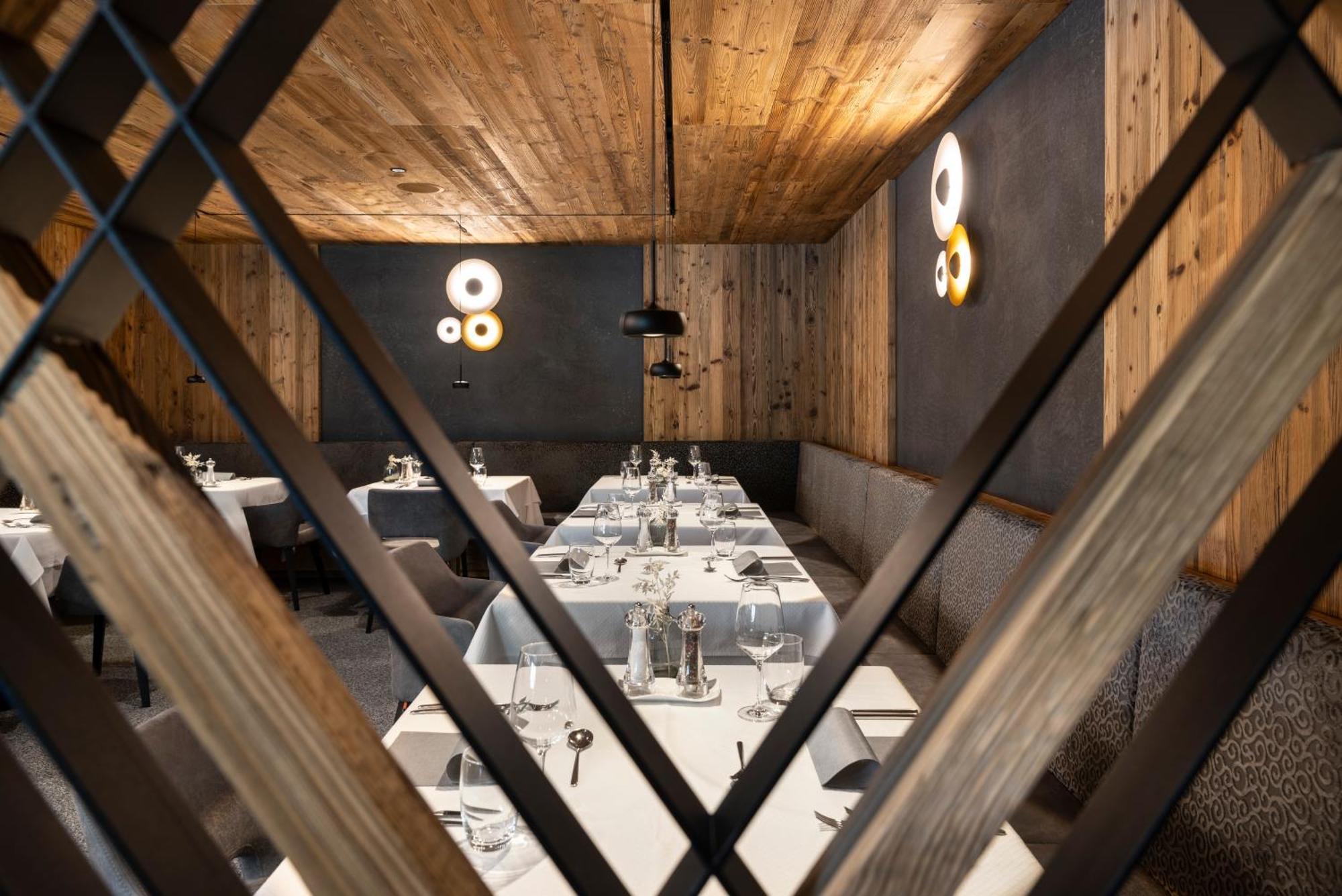 Hotel Costes Corvara In Badia Bagian luar foto