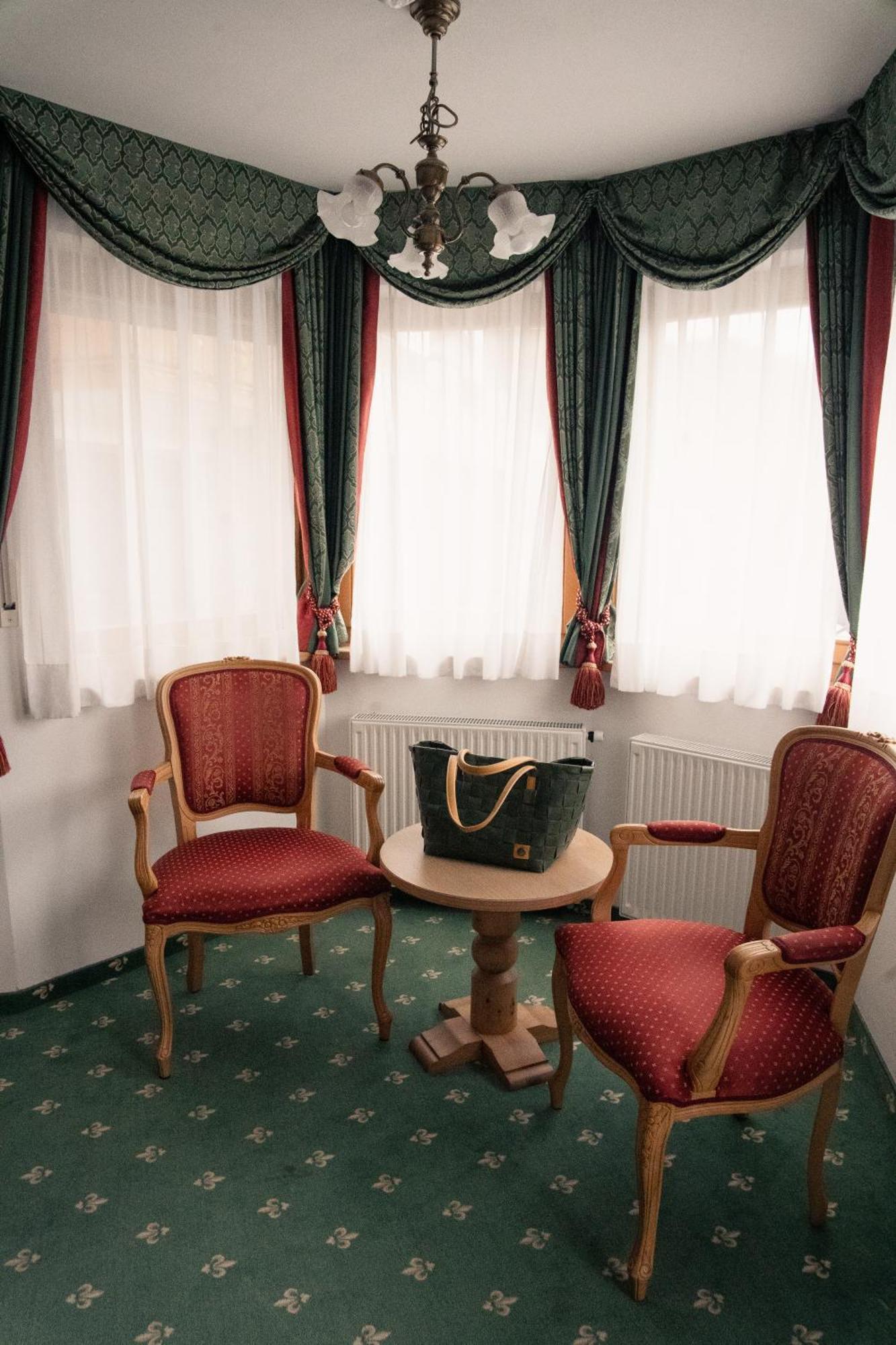 Hotel Costes Corvara In Badia Bagian luar foto