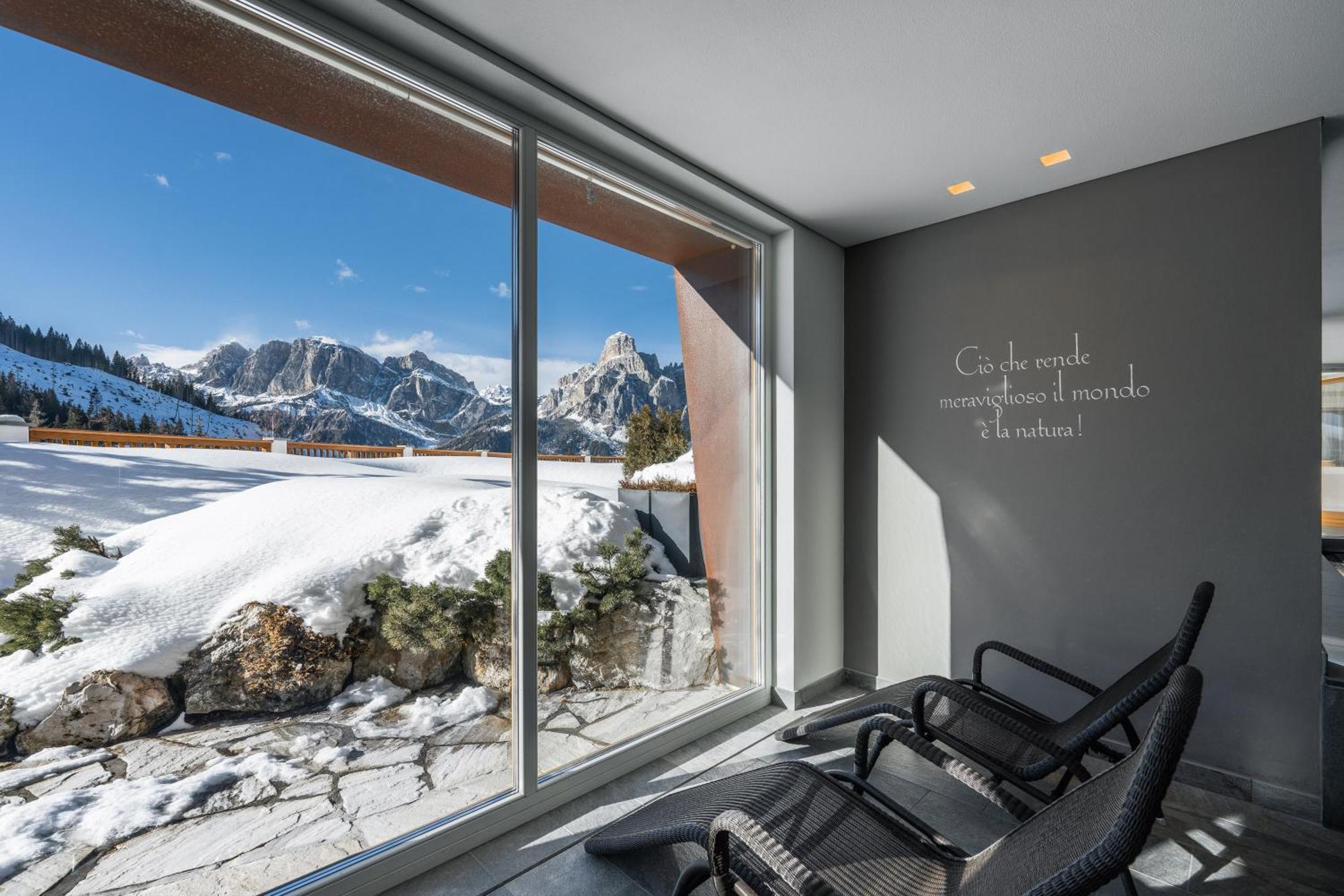 Hotel Costes Corvara In Badia Bagian luar foto